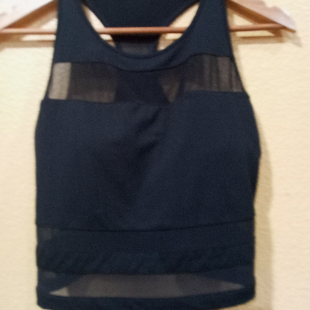 Fabletics - Picture 3 of 6